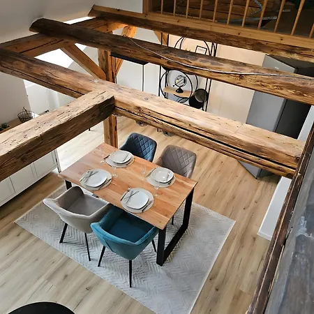Apartman Am Dom 2 *